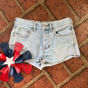 Melville light wash denim shorts A8-18
